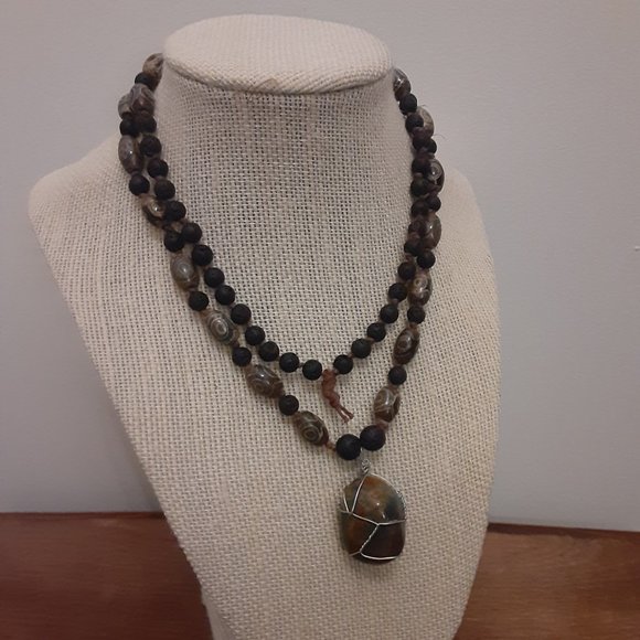 AWESOME- Bloodstone/ DZI Agate/ Black Lava Stone/ Hemp- Knotted Necklace - Picture 6 of 9